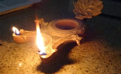 VIVIR (Y COMER) EN UNA INSULA. MANUAL DE SUPERVIVENCIA VIVIR (Y COMER) EN UNA INSULA. MANUAL DE SUPERVIVENCIA