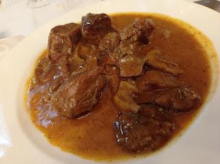 Magro en salsa con níscalos