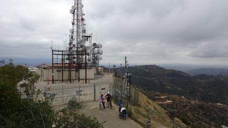 Ruta al cartel de Hollywood desde el Observatorio Griffith: senderismo en Los Ángeles con carrito de bebé