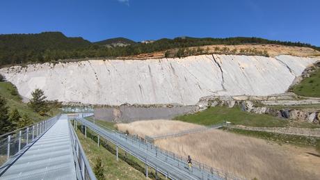 Los titanosaurios de Fumanya 🦕: los dinosaurios que habitaron los Pirineos | El Berguedà Los titanosaurios de Fumanya 🦕: los dinosaurios que habitaron los Pirineos | El Berguedà