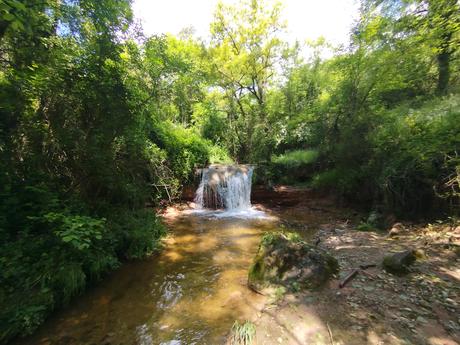 Ruta circular desde Cal Rosal al Salt de la Frau | El Berguedà Ruta circular desde Cal Rosal al Salt de la Frau | El Berguedà