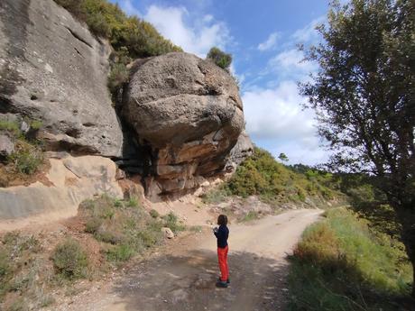 Explora el Pantà de Fuives: ruta circular, vistas increíbles y baño en la riera | El Berguedà Explora el Pantà de Fuives: ruta circular, vistas increíbles y baño en la riera | El Berguedà