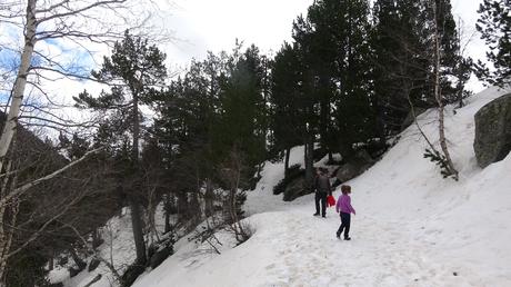 Ruta al Estany de Ratera desde Sant Maurici | Pallars Sobirà Ruta al Estany de Ratera desde Sant Maurici | Pallars Sobirà