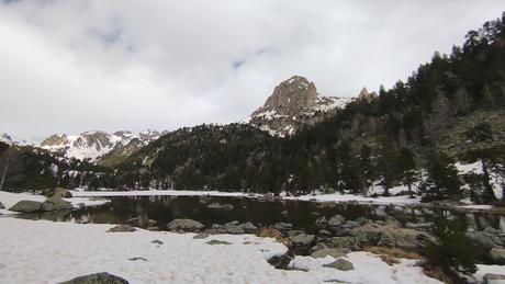 Ruta al Estany de Ratera desde Sant Maurici | Pallars Sobirà Ruta al Estany de Ratera desde Sant Maurici | Pallars Sobirà
