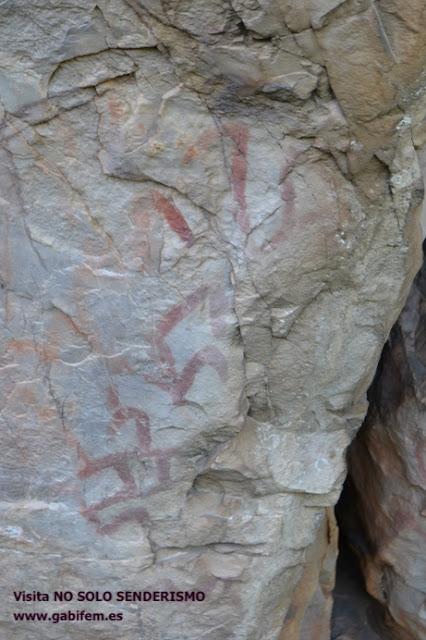 Pinturas Rupestres de La Calderita Pinturas Rupestres de La Calderita