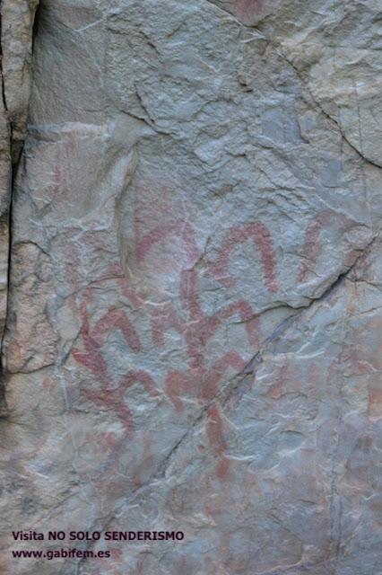 Pinturas Rupestres de La Calderita Pinturas Rupestres de La Calderita