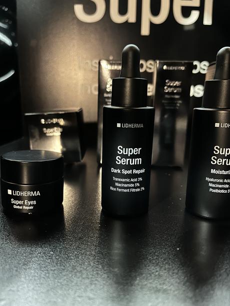 super lidherma dark spot treatment eyes global repair moisturizing Lidherma línea súper envase negro pestañas ojos tranexámico manchas antiage antiedad para que sirve productos opiniones ingredientes cómo se usan
