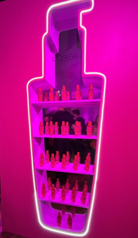 Nuevo Elvive L’Oréal Dream Liso Argentina Serum capilar Dream liso Elive L’Oréal serum crema para peinar mascarilla suero cómo se usa precio Farmacity frizz pelo largo corto rulos alisado