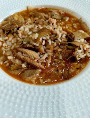 ARROZ CALDOSO DE POLLO Y ALCACHOFAS