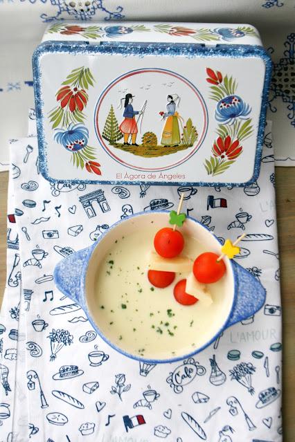 SOPA FRÍA DE CALABACÍN Y PERA