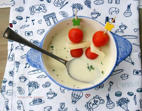 SOPA FRÍA DE CALABACÍN Y PERA