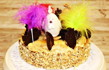 MONA DE PASCUA 2025-BIZCOCHO QUE NO SE DESMIGA-RELLENA DE CREMA LOTUS-Y COBERTURA MUSELINA-MUY RICA