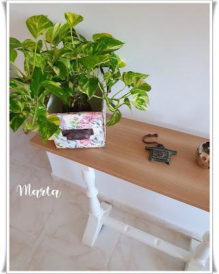 MUEBLE RESTAURADO (MESITA) MUEBLE RESTAURADO (MESITA)