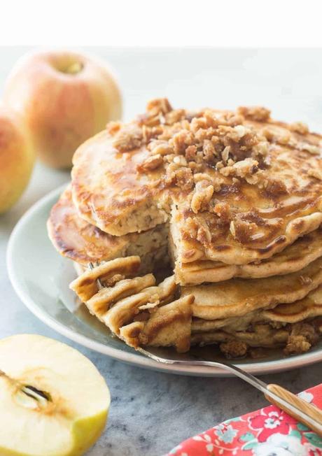 Panqueques Crujientes de Manzana: Desayuno Reconfortante con un Toque Crocante Panqueques Crujientes de Manzana: Desayuno Reconfortante con un Toque Crocante