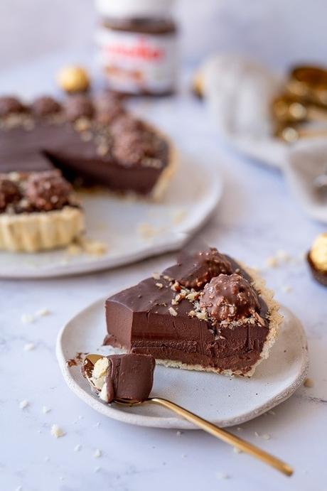 Tarta de Ferrero Rocher y Nutella Tarta de Ferrero Rocher y Nutella