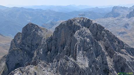 Vista del Pico Cortés desde la Morra de Lechugales