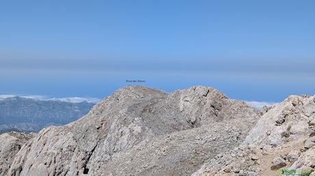 Vista de la Pica del Jierru desde la Morra de Lechugales