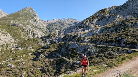 Conexión entre la Canal de las Vacas y la pista al Jito Escarandi