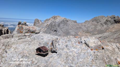 Cima de la Torre de Horcados Rojos