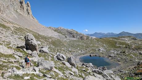 El TESORERO y la TORRE DE HORCADOS ROJOS desde EL CABLE Lagos de Lloroza, Picos de Europa