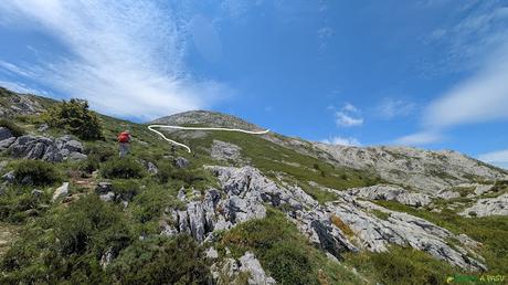 Zona alta camino a Peña Maín