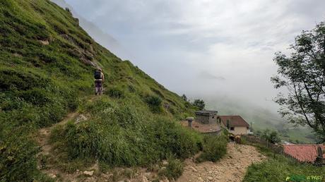El PICO FARIÑENTU desde TUIZA DE ARRIBA, Lena Desvío hacia el Bocarón y Fariñentu