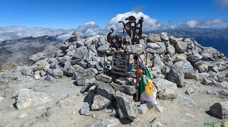 Buzón de cima del Monte Perdido