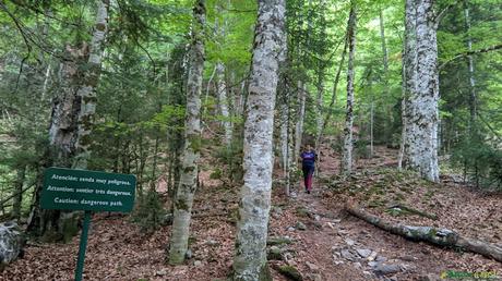 Entrada a la Senda de los Cazadores desde la Pradera de Ordesa