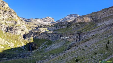 Vista de la Cola de Caballo y Clavijas de Soaso