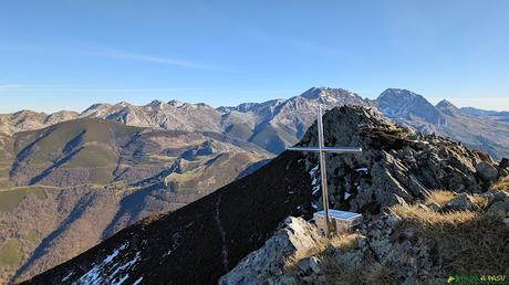 Buzón de cima del Pico Ferreirúa, Techo del Concejo de Teverga