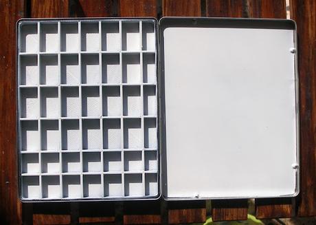 Haciendo en casa cajas y paletas para acuarela