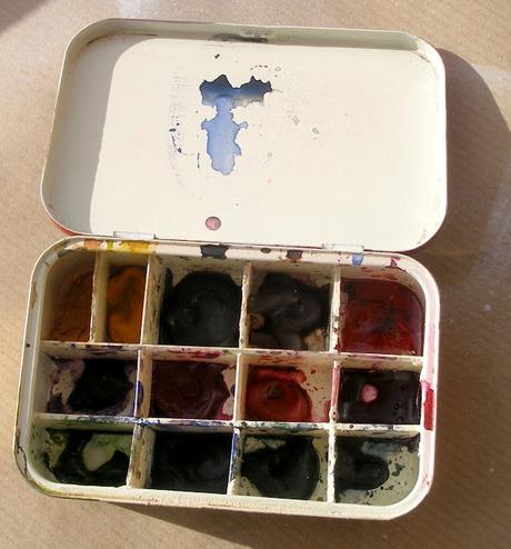 Haciendo en casa cajas y paletas para acuarela