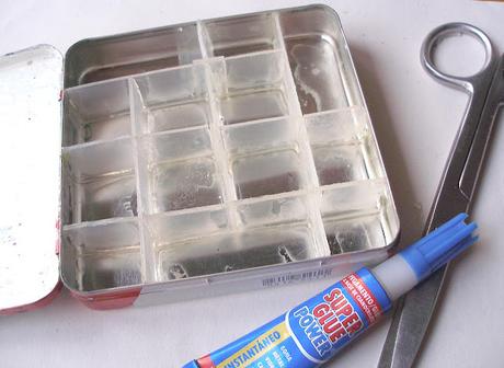 Haciendo en casa cajas y paletas para acuarela