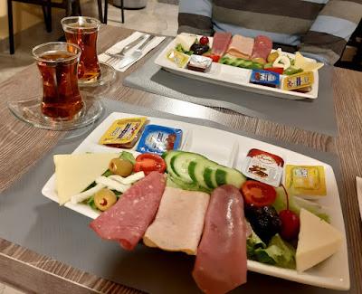 Diario de viaje a Estambul – Día 2: Ruta por Sultanahmet, Mezquita Azul y Parque Gülhane