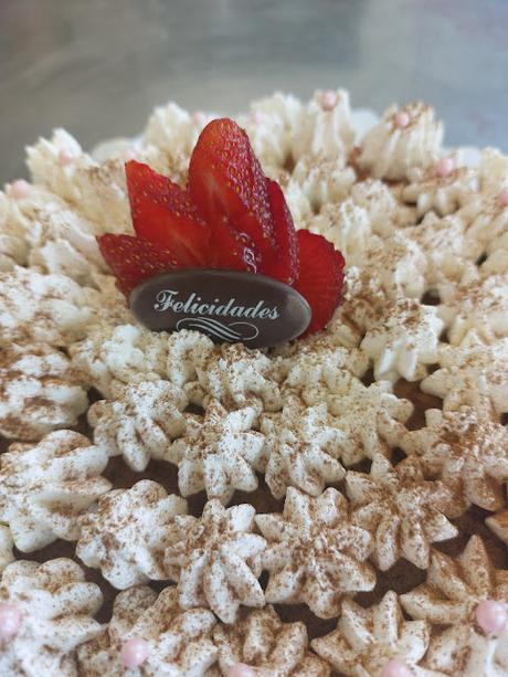 TARTA TRES LECHES PARA CELEBRAR EL DÍA DE LA MADRE