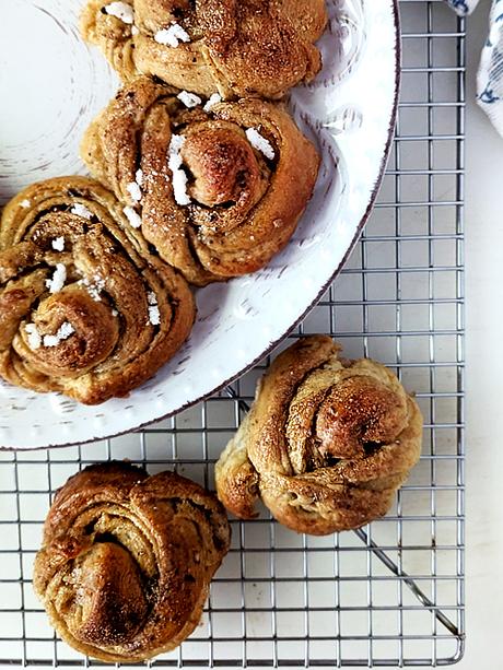 cardamom buns