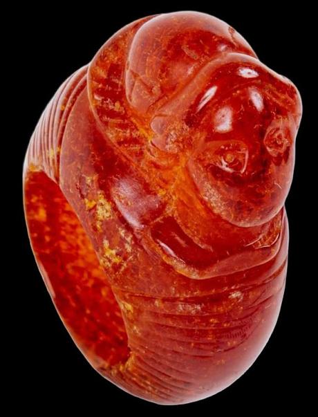 Succinum, el ámbar en la antigua Roma