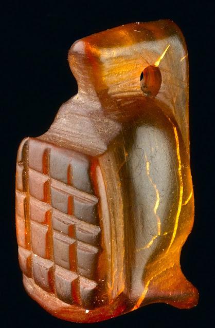 Succinum, el ámbar en la antigua Roma