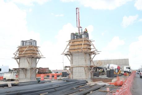 Emblemático puente vehicular en Circuito Potosí registra 40% de avance