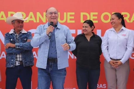 Continúa la modernización de vialidades en toda la Capital y delegaciones Continúa la modernización de vialidades en toda la Capital y delegaciones