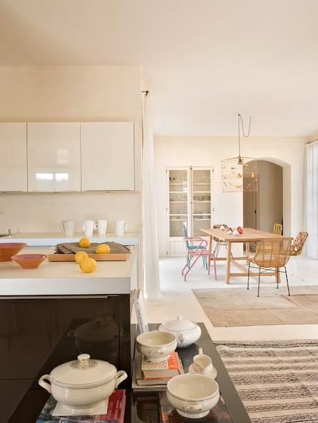 Una casa de campo en Mallorca que lo tiene todo: calma, carácter y color en su justa medida