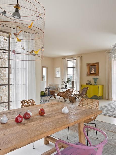 Una casa de campo en Mallorca que lo tiene todo: calma, carácter y color en su justa medida