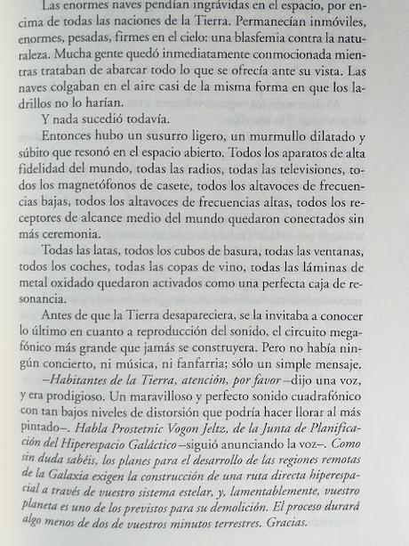 Guía del autoestopista galáctico, de Douglas Adams Guía del autoestopista galáctico, de Douglas Adams