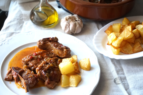 Cordero en salsa de verduras