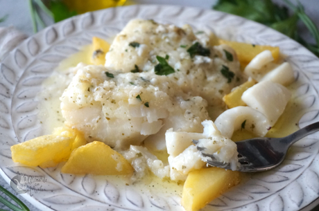 Bacalao en salsa con sepia Bacalao en salsa con sepia