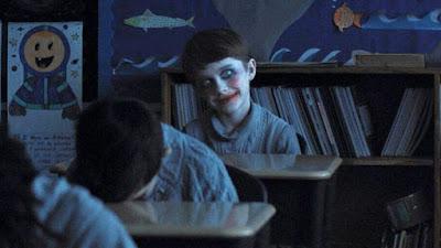 Weapons; Misterio oscuro de distintas perspectivas