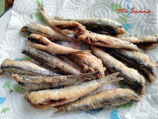 BOQUERONES EN ESCABECHE DE VINO MOSCATEL, PASAS Y PIÑONES