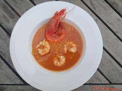 CAZUELA DE ARROZ CALDOSO CON BROTOLAS Y  GAMBAS ROJAS