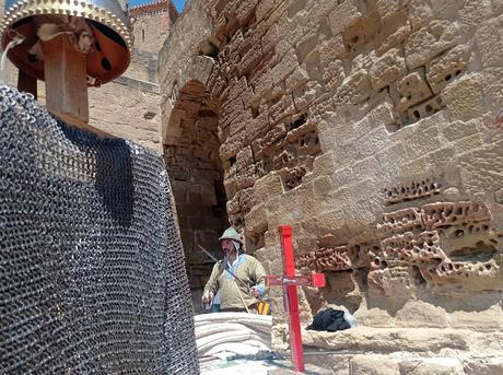 BLOGSSIPGIRL TE ANIMA A DESCUBRIR: CASTILLO DE MONTEARAGÓN EN QUICENA (HUESCA)