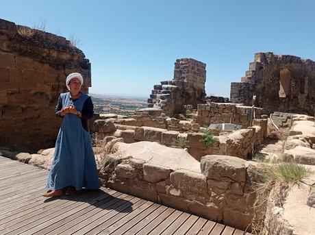 BLOGSSIPGIRL TE ANIMA A DESCUBRIR: CASTILLO DE MONTEARAGÓN EN QUICENA (HUESCA)